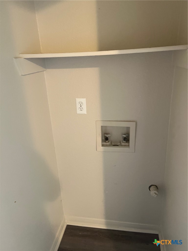 2811 Cantabrian Drive D Property Photo 4