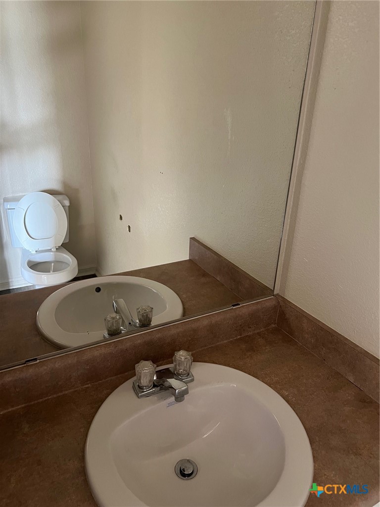 2811 Cantabrian Drive D Property Photo 6
