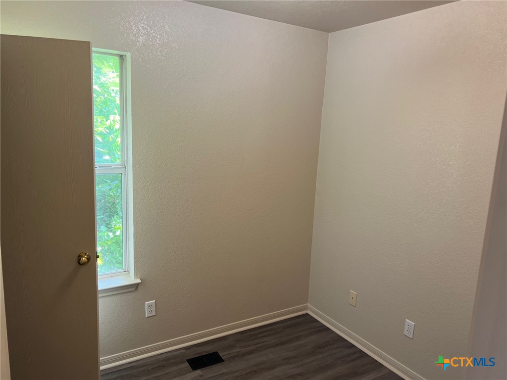 2811 Cantabrian Drive D Property Photo 10