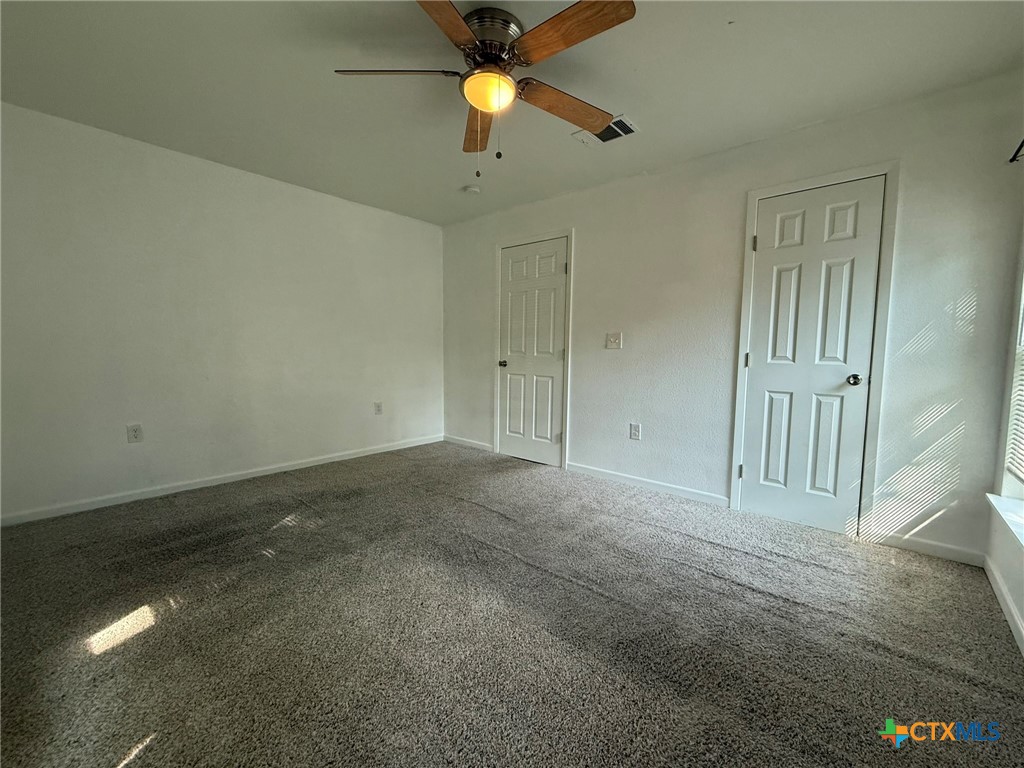 908 Wells Street Property Photo 8