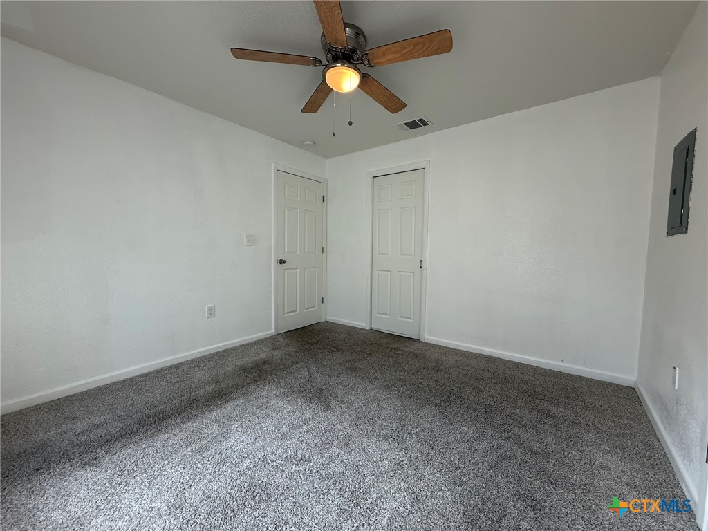 908 Wells Street Property Photo 14