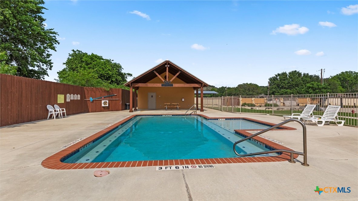540 River Run 113 Property Photo 27