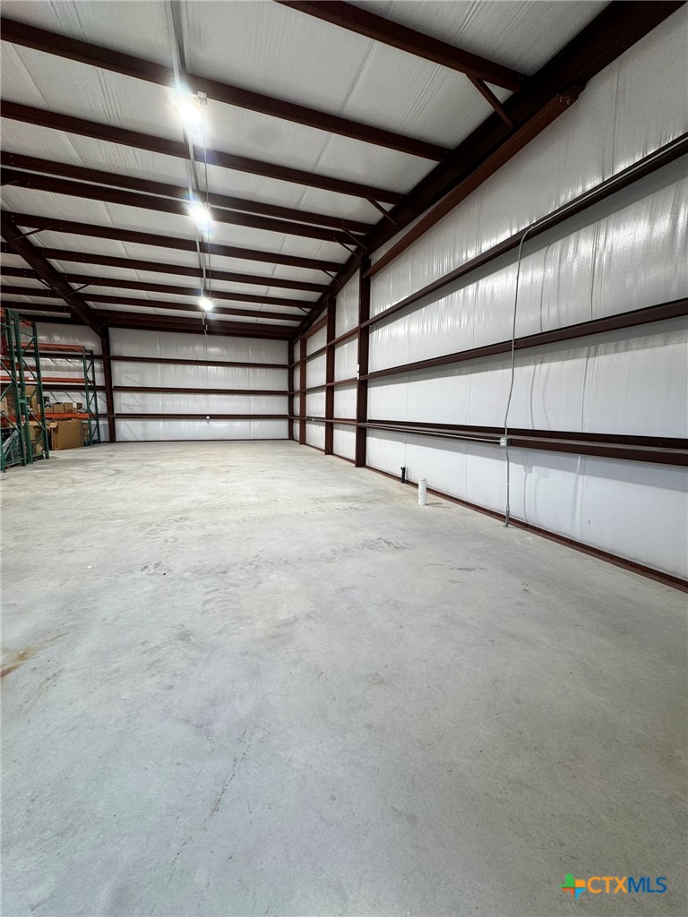 5323 Fm 1044 103 Property Photo 4