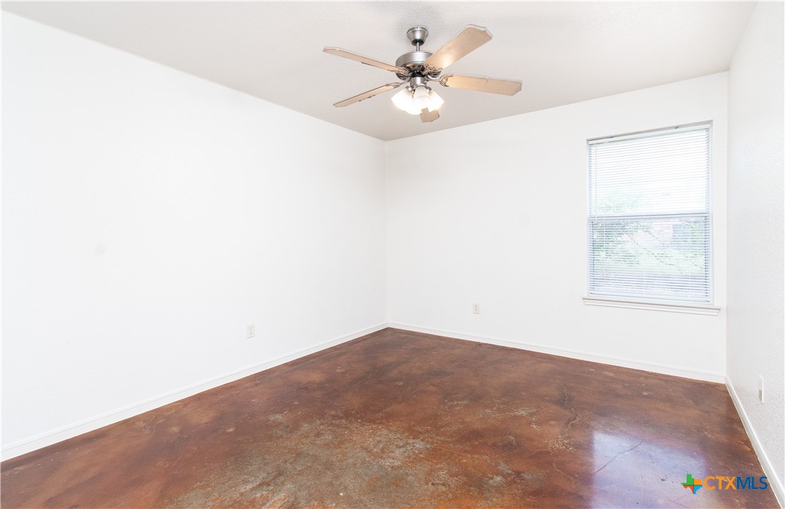 5010 205 Loop Property Photo 9