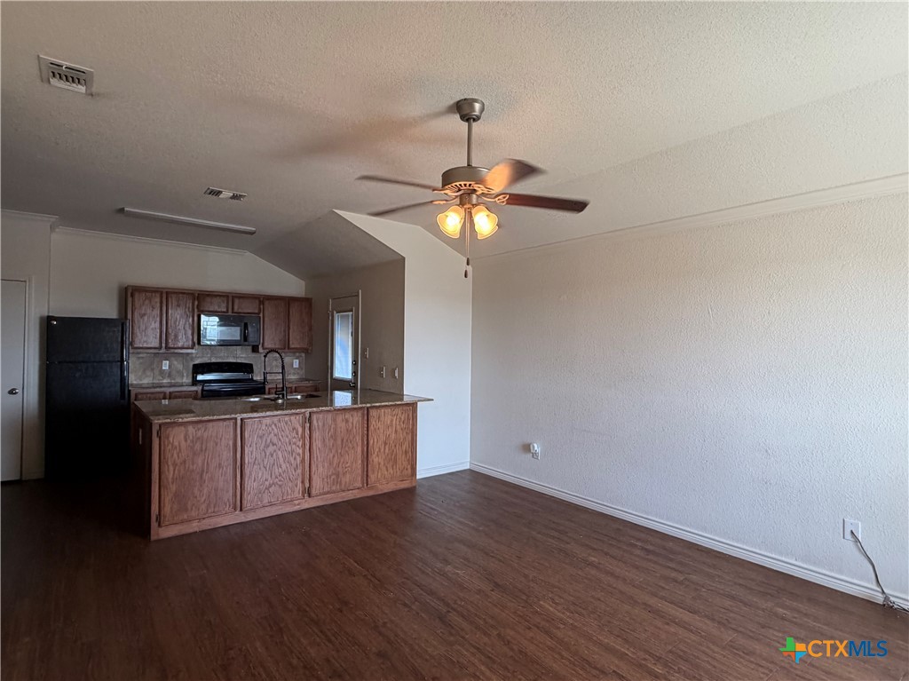 403 Olaf Drive B Property Photo 5