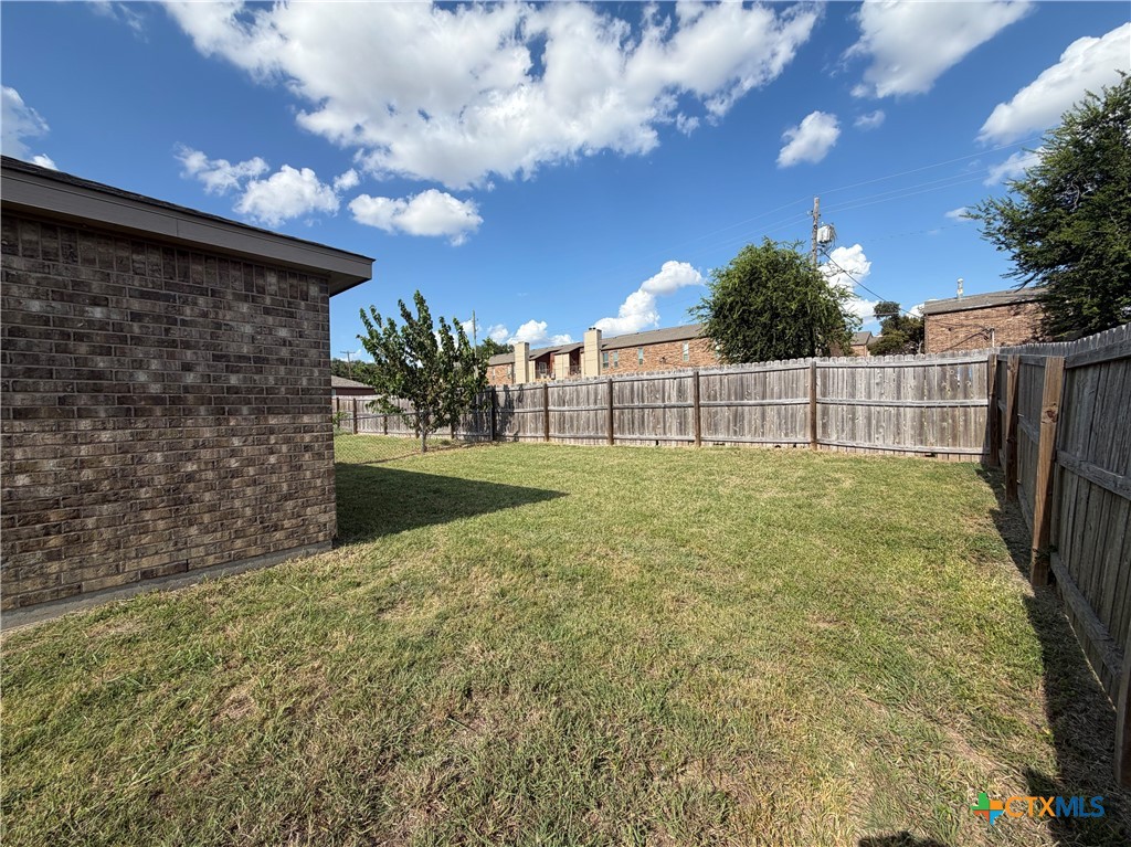403 Olaf Drive B Property Photo 14