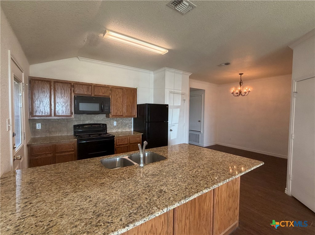 403 Olaf Drive A Property Photo 7