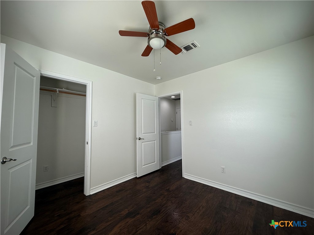 417 & 419 S Commerce Street Property Photo 33