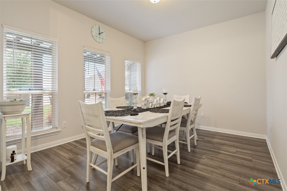 6811 Mcgregor Loop Property Photo 3