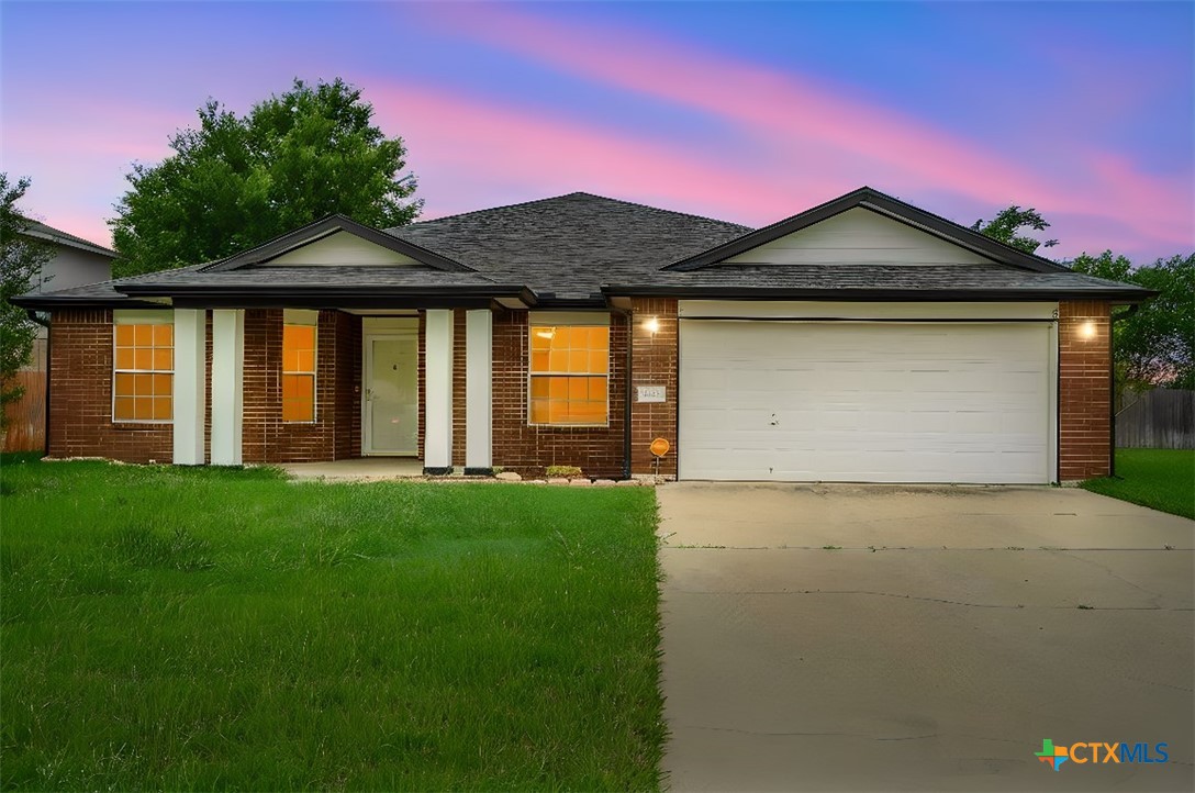 2202 Omaha Drive Property Photo 1