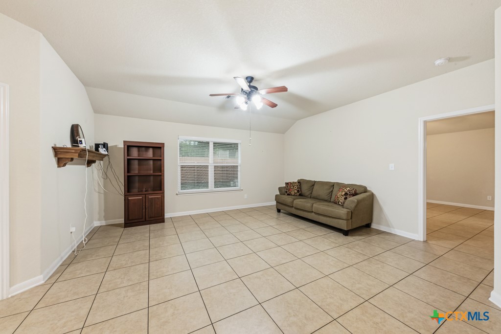 2314 Broken Wheel Lane Property Photo 4