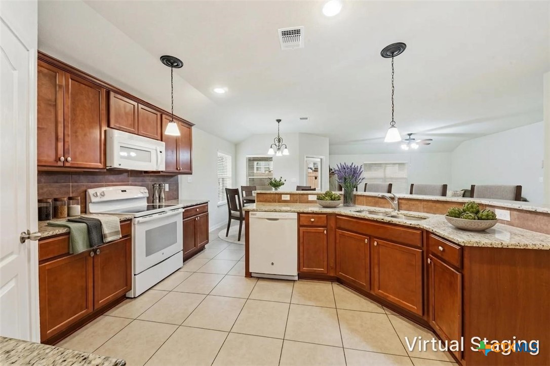 2314 Broken Wheel Lane Property Photo 5