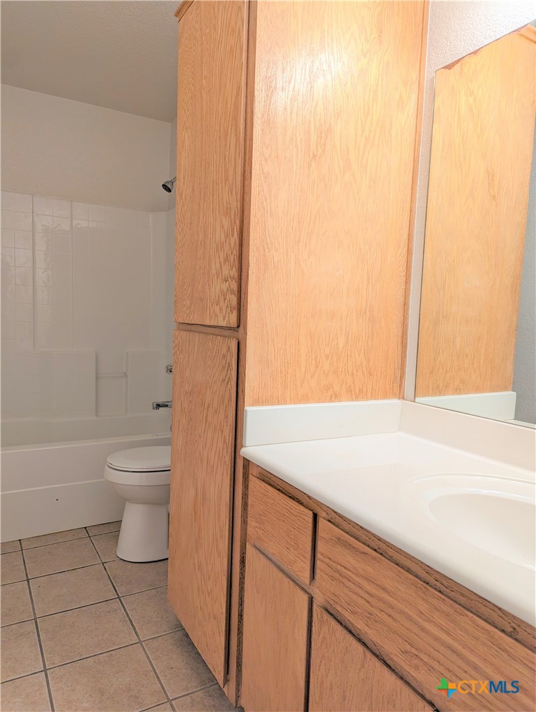210 Dale Earnhardt Drive B Property Photo 9