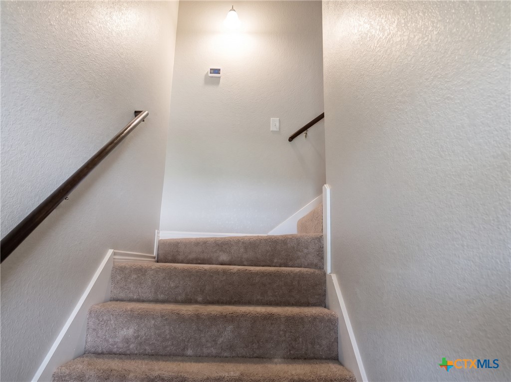 1714 Risen Star Lane A Property Photo 6