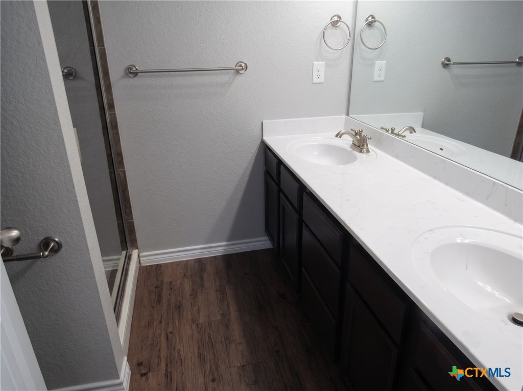 1714 Risen Star Lane A Property Photo 15