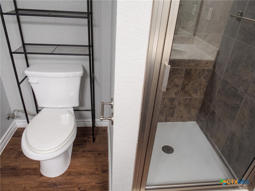 1714 Risen Star Lane A Property Photo 16