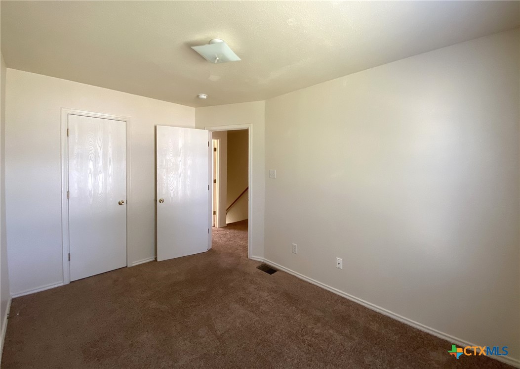 4603 Hudson Drive B Property Photo 5