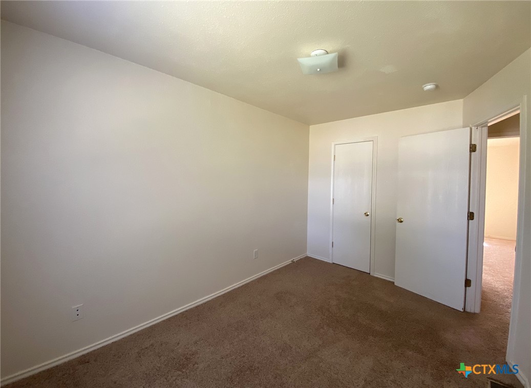 4603 Hudson Drive B Property Photo 6