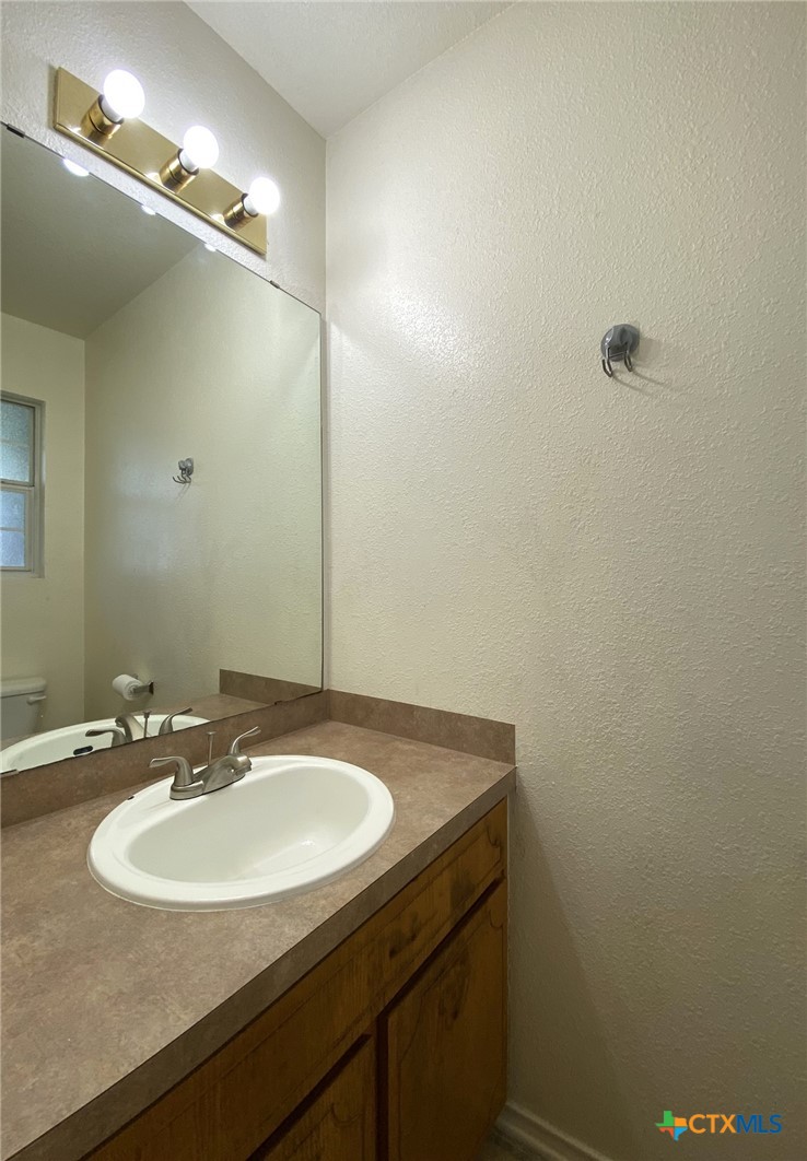 4603 Hudson Drive B Property Photo 7