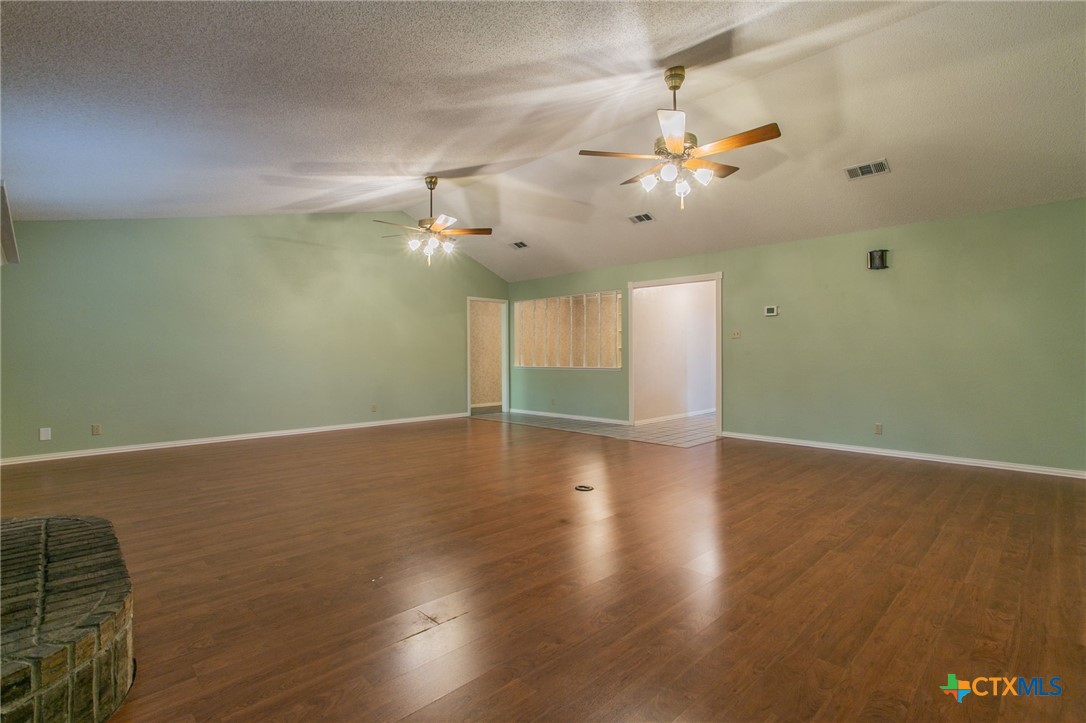 3502 Elm Drive Property Photo 2