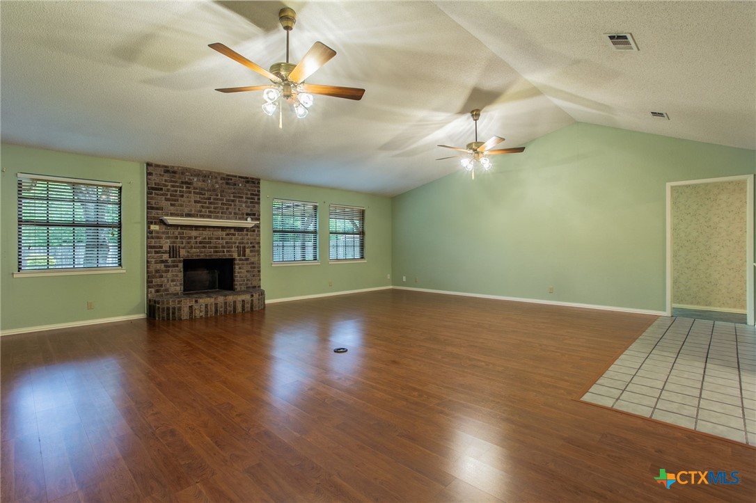 3502 Elm Drive Property Photo 3