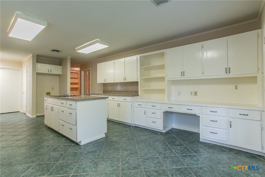 3502 Elm Drive Property Photo 6