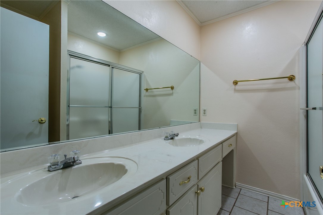 3502 Elm Drive Property Photo 13