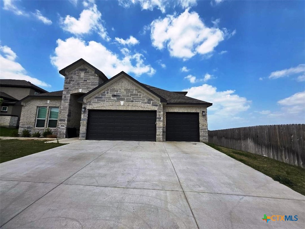 7616 Aluminum Drive Property Photo