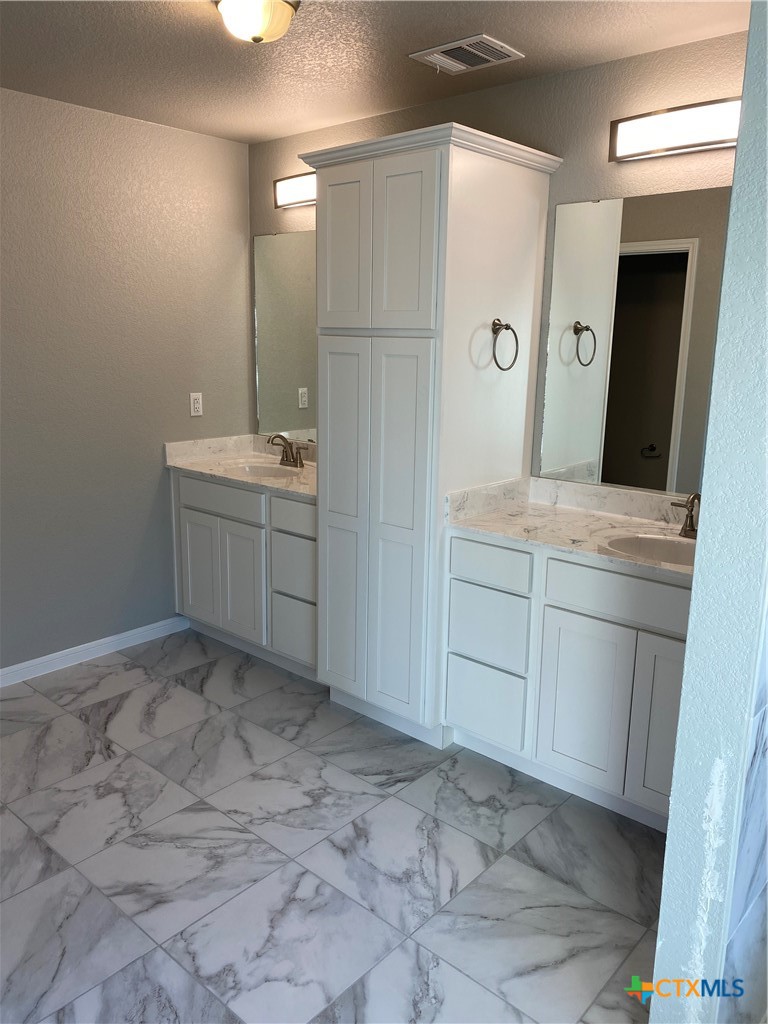 811 Marlow Cove Property Photo 19