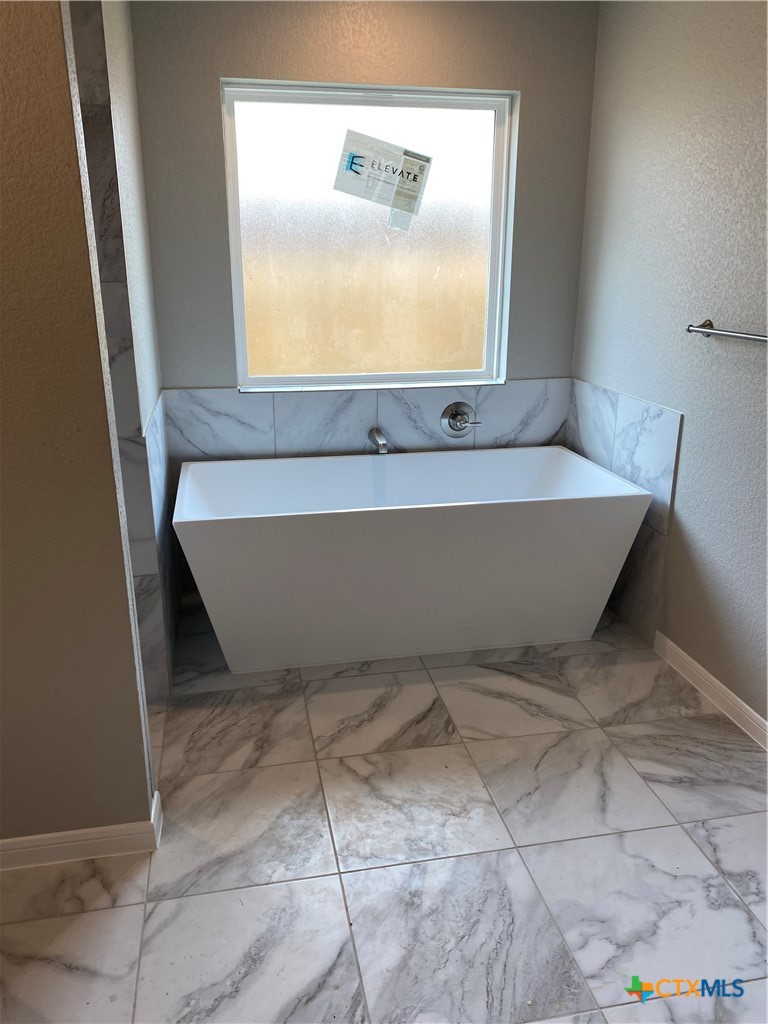 811 Marlow Cove Property Photo 22