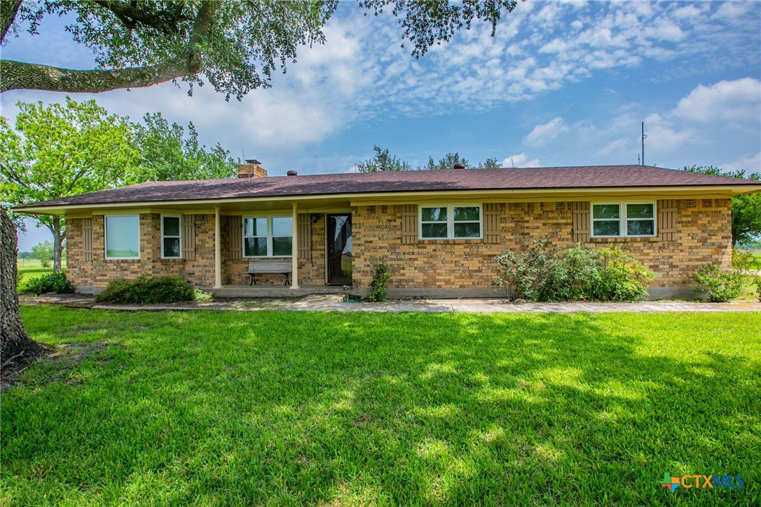 3053 Hobby Creek Road Property Photo 2