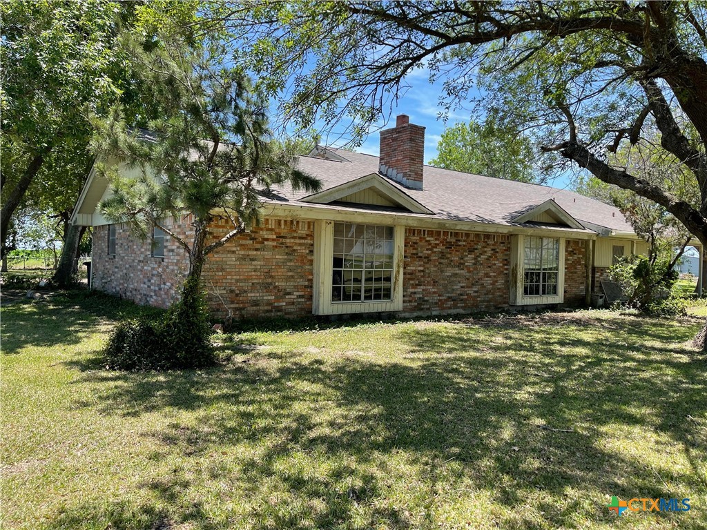 3373 State Highway 35 Property Photo 2