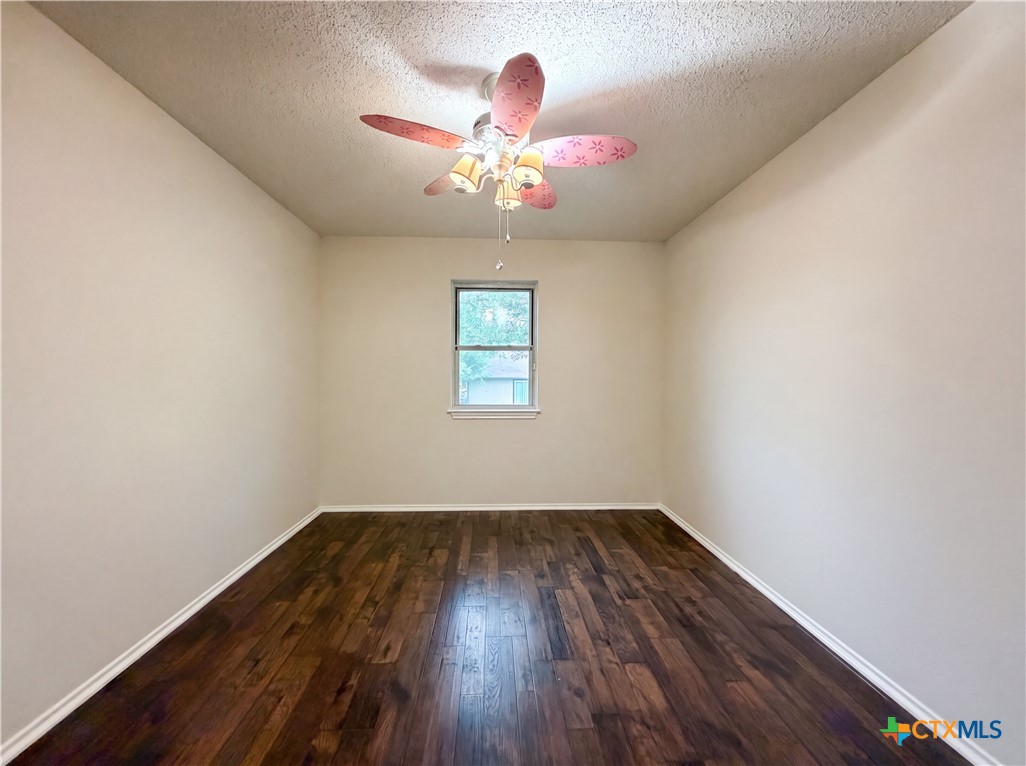203 W Hogan Drive Property Photo 12