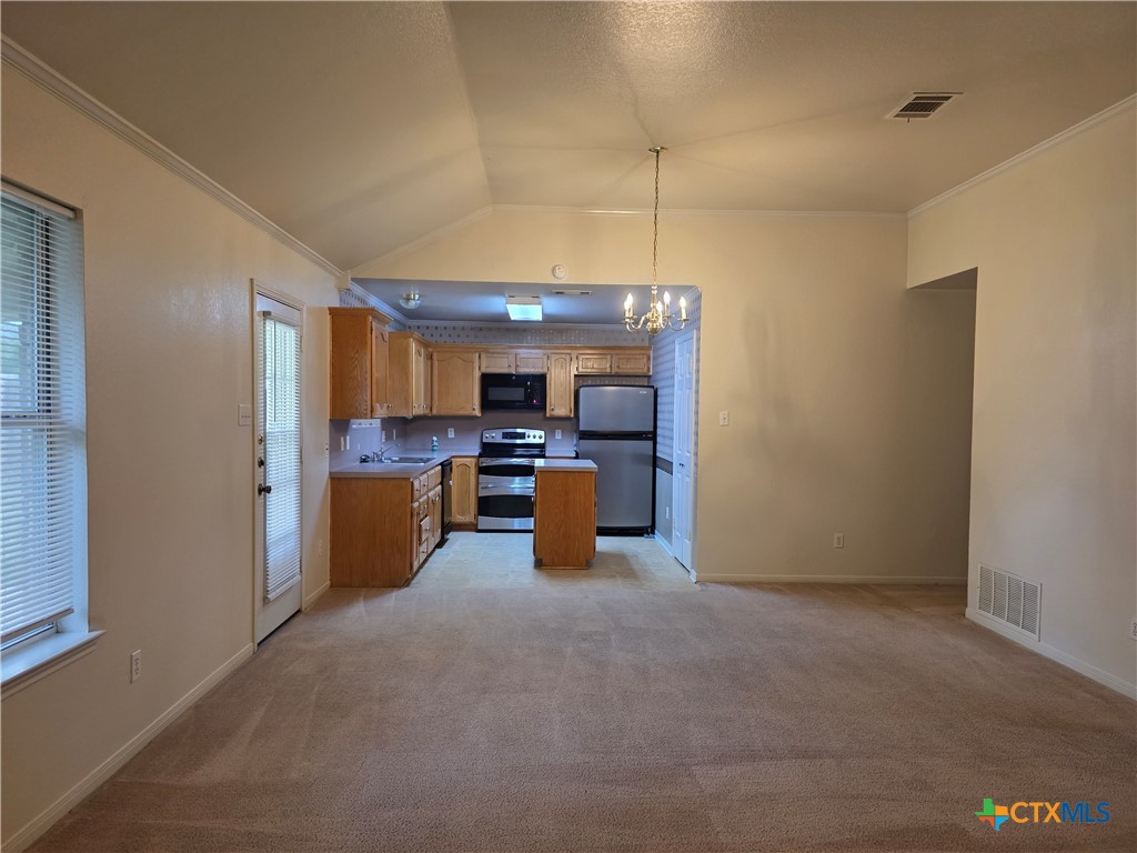 5005 Norton Drive Property Photo 4