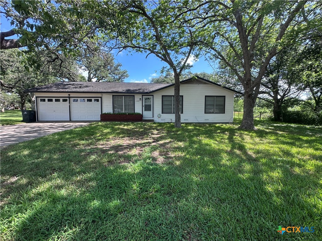 1214 Macarthur Property Photo 1