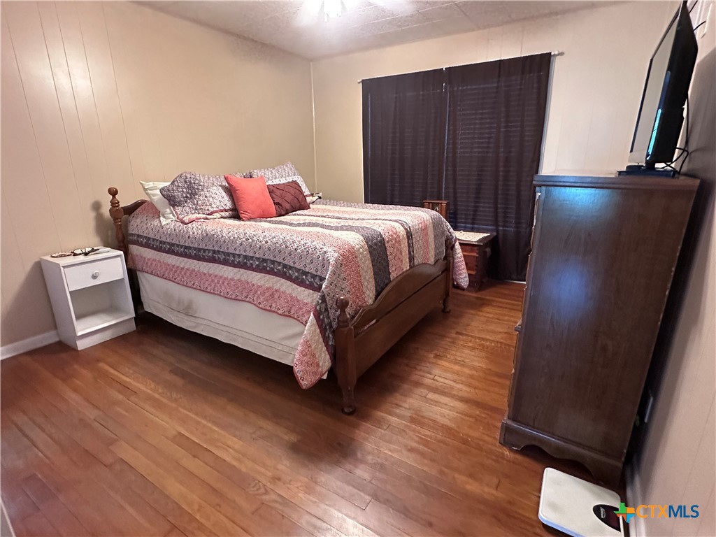 1214 Macarthur Property Photo 6