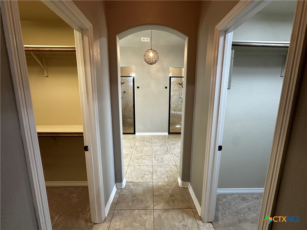 8401 Split Trail Cove Property Photo 14