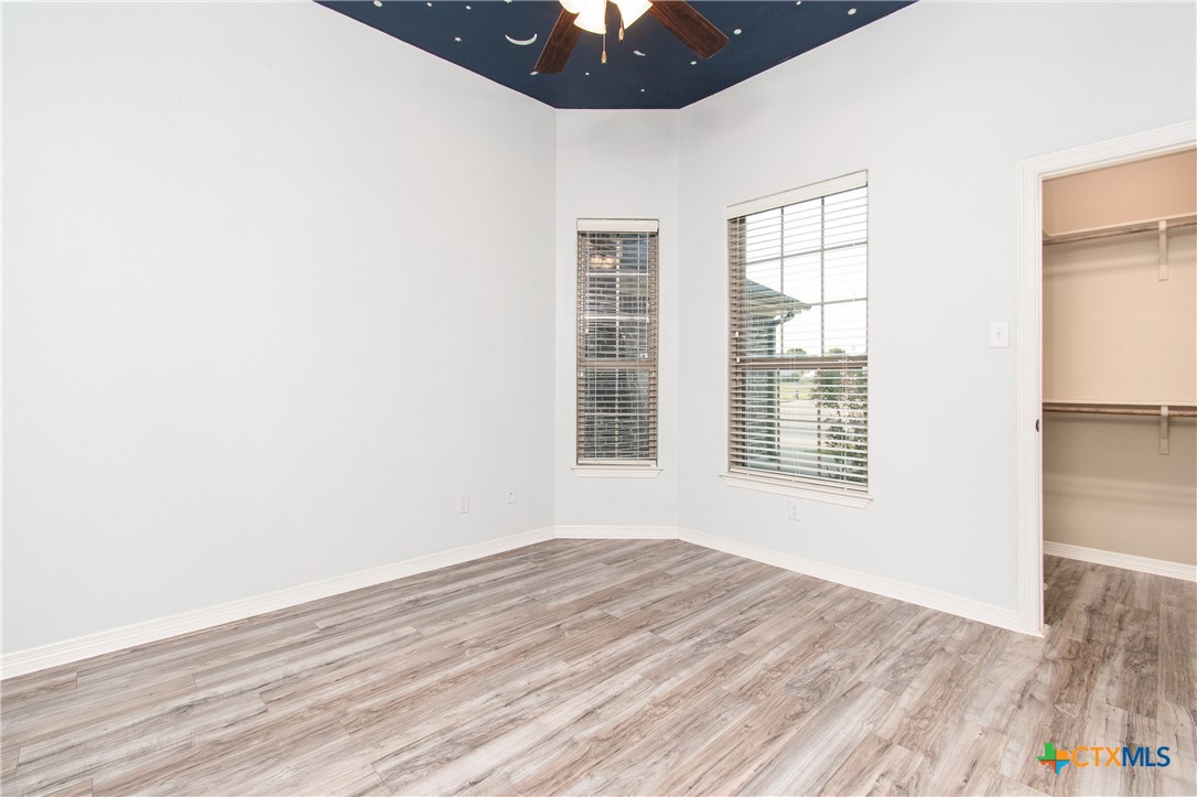 8401 Split Trail Cove Property Photo 24