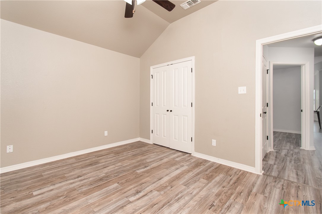 8401 Split Trail Cove Property Photo 28