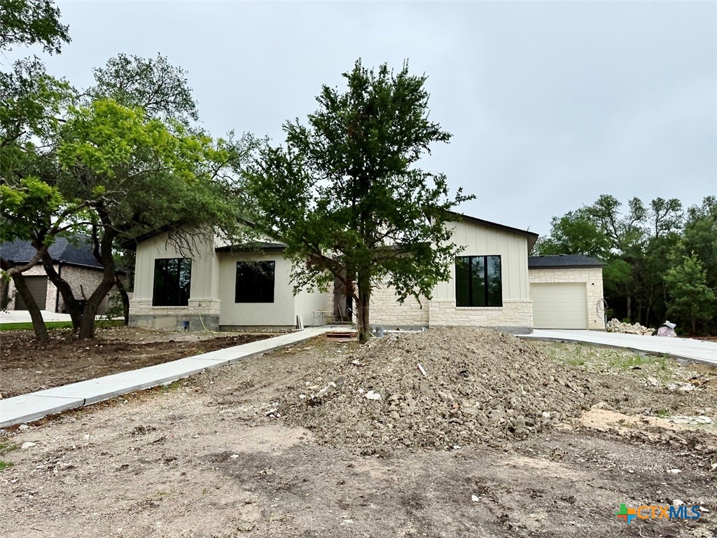 6919 Castlerock Drive