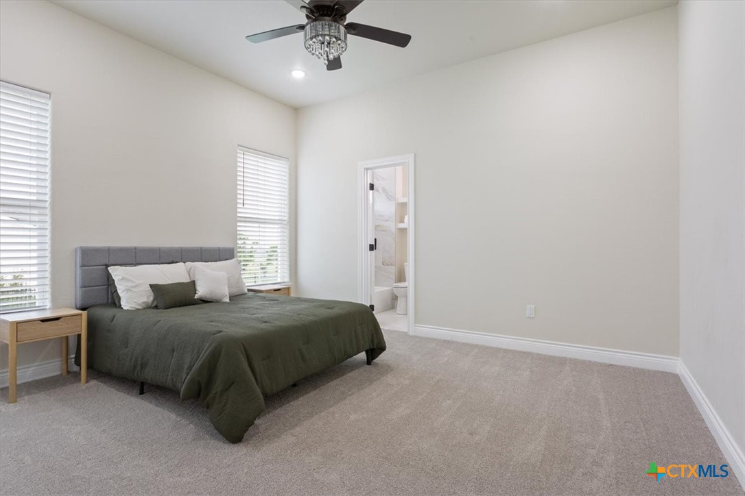 262 Glenview Circle Property Photo 33