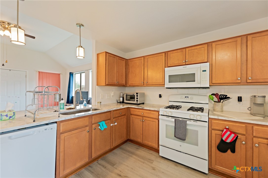 4603 Halliday Avenue Property Photo 11
