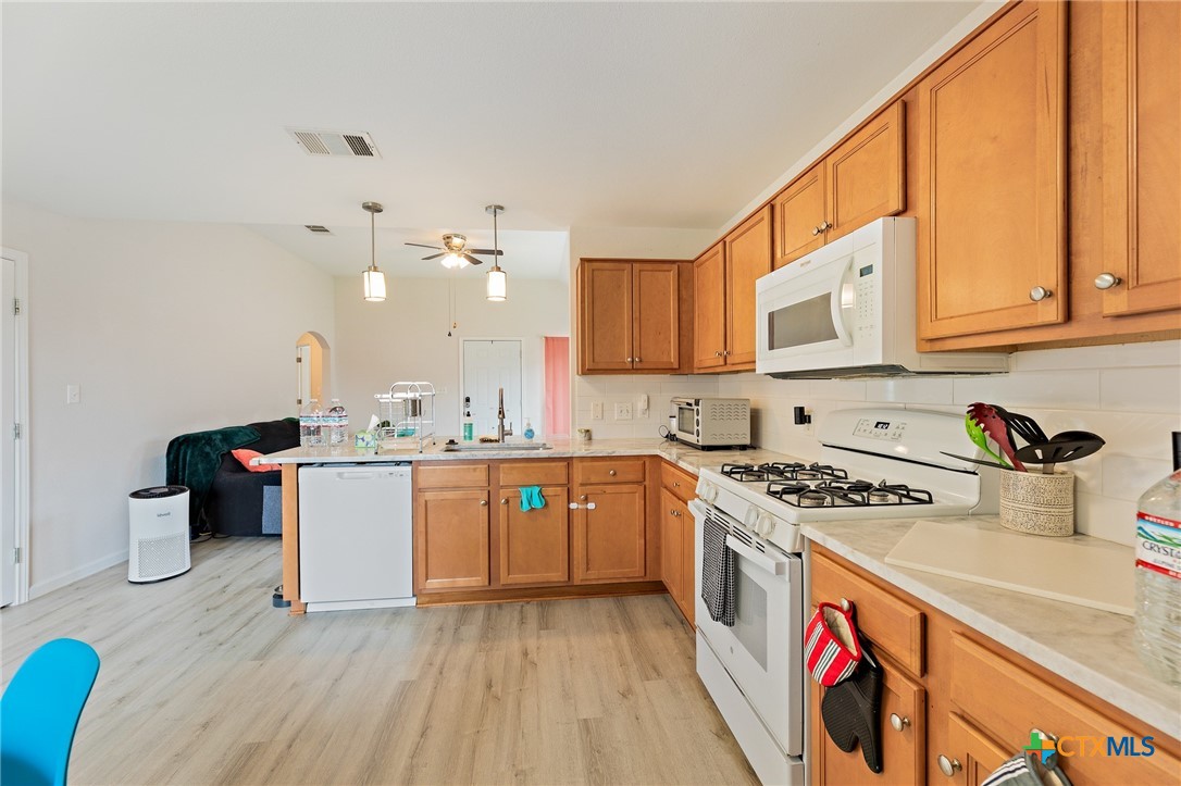 4603 Halliday Avenue Property Photo 12