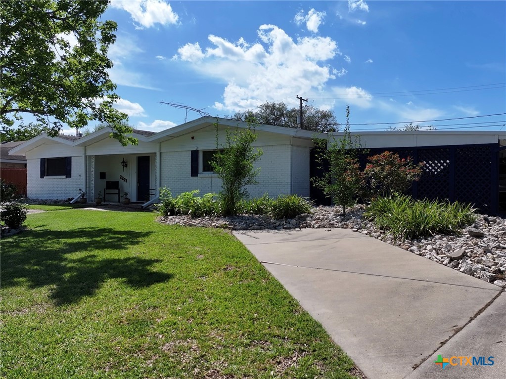 2221 Mcpherson Drive Property Photo 1