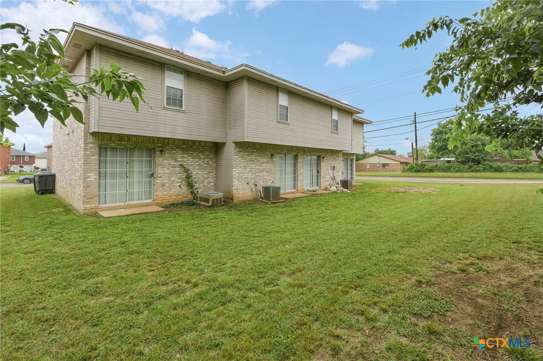 5701 Redstone Drive Property Photo 4