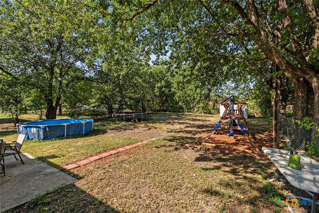 2601 Chestnut Drive Property Photo 14
