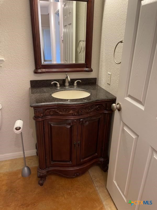 1256 Lonesome Property Photo 25