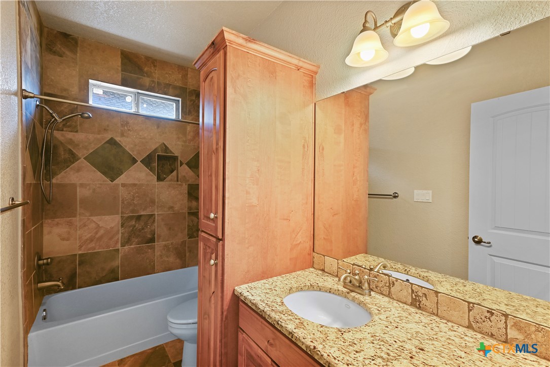 1705 Sudberg Property Photo 14