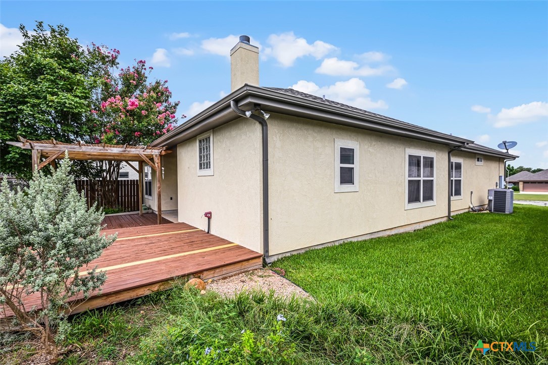 1705 Sudberg Property Photo 16