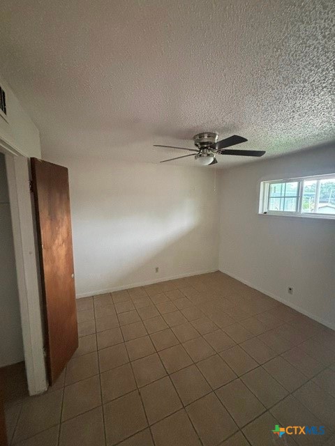809 Root Avenue 12 Property Photo 6